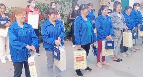 感恩女神節(jié)，所遇即美好|廣有五金&東莞合頁